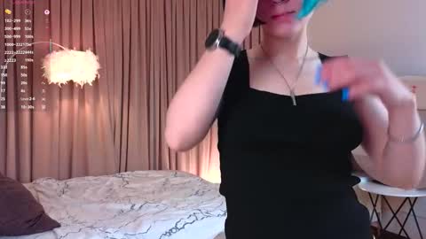 Elizabeth brunette -- Darline blonde  online show from 09-20-25, 08:32