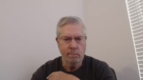 Colorado Guy Straight online show from 02-01-25, 02:45