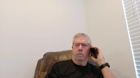 Colorado Guy Straight online show from 02-05-25, 02:59