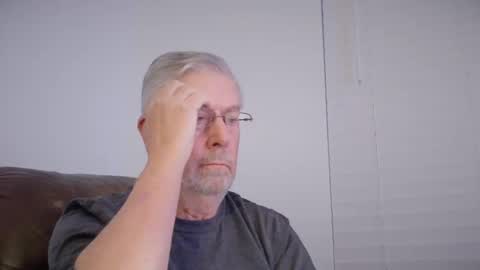 Colorado Guy Straight online show from 02-09-25, 01:35