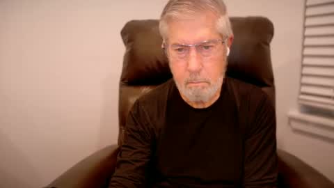 Colorado Guy Straight online show from 09-13-25, 06:02