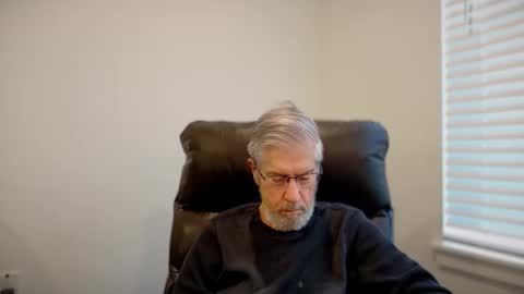 Colorado Guy Straight online show from 11-03-25, 02:07