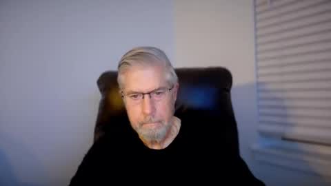 Colorado Guy Straight online show from 11-07-25, 09:42