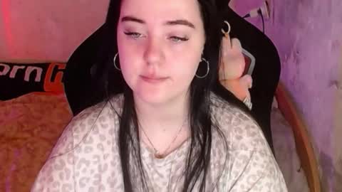 your_8a8y online show from 12-02-25, 05:13