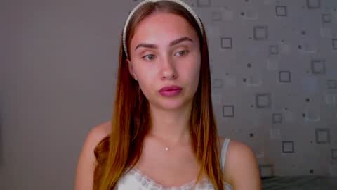 Snapshot of your_ameliaa chatting on 06-12-26, 04:50 Amelia online show from 06-12-26, 04:50