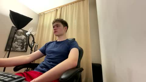 your_bunny123 online show from 01-12-26, 08:30