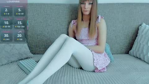 Lily online show from 04-07-26, 04:35