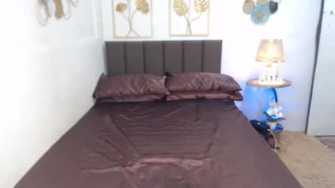 Alexa online show from 12-17-25, 06:19