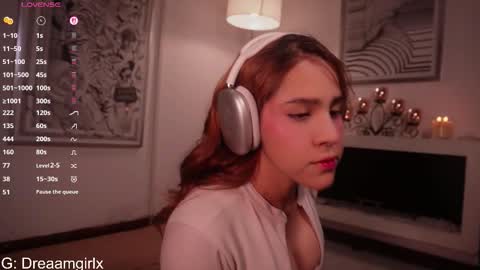 Snapshot of your_dreaamgirlx chatting on 09-21-25, 02:13 Isabella online show from 09-21-25, 02:13