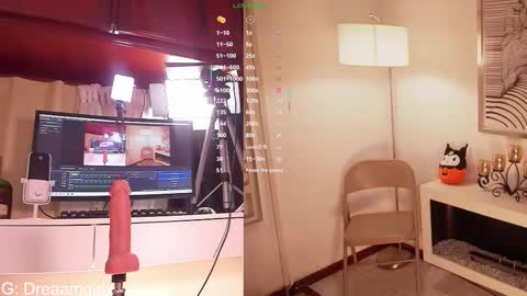 Snapshot of your_dreaamgirlx chatting on 10-31-25, 03:18 Isabella online show from 10-31-25, 03:18