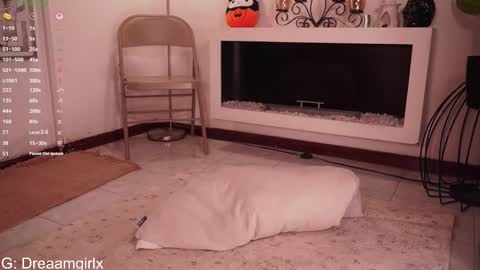 Snapshot of your_dreaamgirlx chatting on 11-01-25, 03:19 Isabella online show from 11-01-25, 03:19