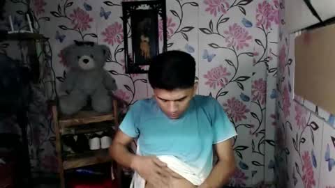 Snapshot of your_dreammanxx chatting on 02-16-26, 02:02 Your DreaManXX online show from 02-16-26, 02:02