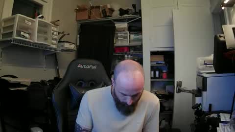 Daddy online show from 10-20-25, 01:50