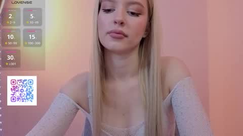 Snapshot of your_fucking_babby chatting on 11-02-25, 08:11 Olivia online show from 11-02-25, 08:11