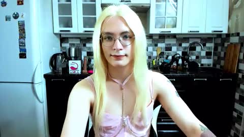 Jane online show from 10-22-25, 09:20