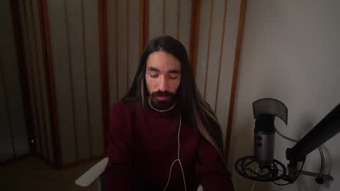 Snapshot of your_ice_cream chatting on 12-20-25, 01:18 Siebel. online show from 12-20-25, 01:18