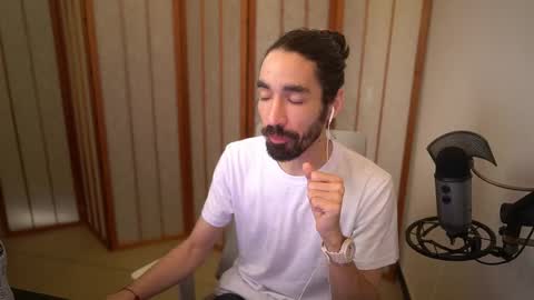 Snapshot of your_ice_cream chatting on 02-05-26, 02:54 Siebel. online show from 02-05-26, 02:54