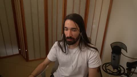 Snapshot of your_ice_cream chatting on 03-19-26, 05:50 Siebel. online show from 03-19-26, 05:50