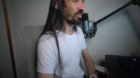 Snapshot of your_ice_cream chatting on 06-17-26, 12:46 Siebel. online show from 06-17-26, 12:46