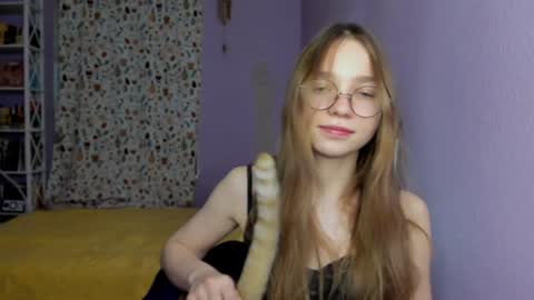 Leslie online show from 02-01-25, 04:54