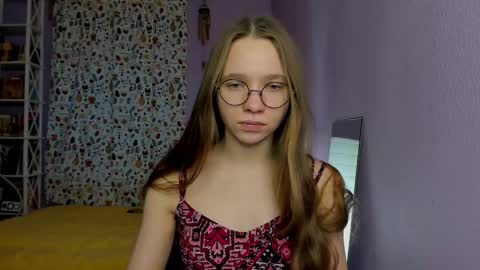 Leslie online show from 03-01-25, 03:27