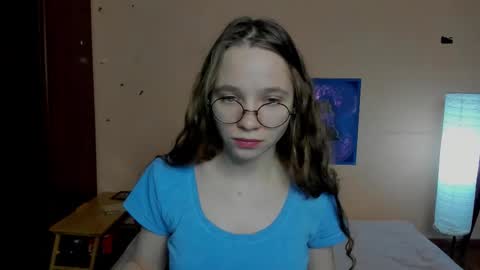 Leslie online show from 03-24-26, 09:09