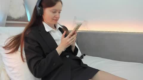 Snapshot of your_librarian chatting on 06-30-26, 07:20 Your Librarian online show from 06-30-26, 07:20