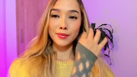 your_little_ online show from 02-10-25, 01:55