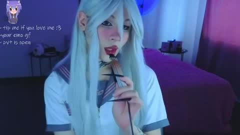 Eva online show from 05-26-26, 03:19