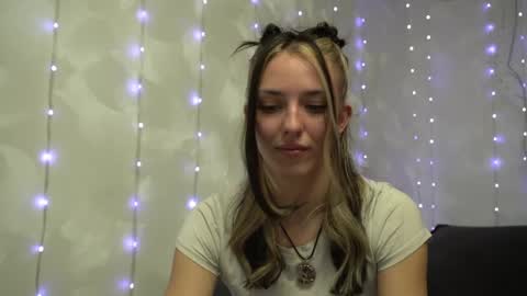 Meri  online show from 03-31-26, 07:58