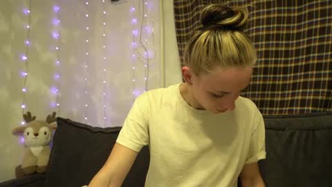 Meri  online show from 04-05-26, 08:17