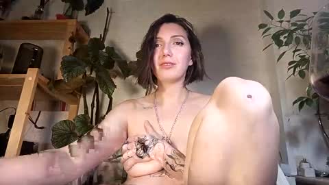 Viky online show from 01-09-25, 08:44