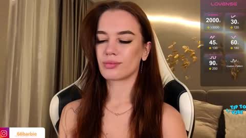 Jessica Loyd online show from 10-18-25, 02:47