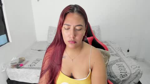 EMILY independent model online show from 02-06-25, 04:53