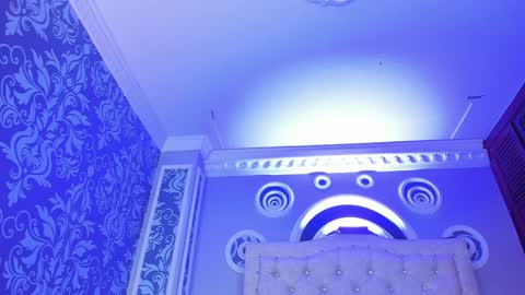 Salome online show from 12-04-24, 06:33