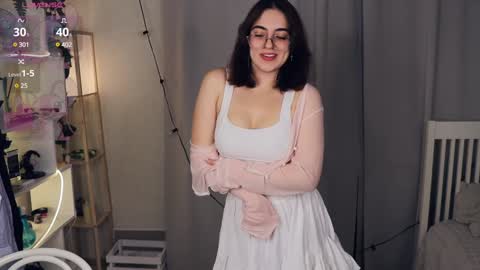 Snapshot of your_reward chatting on 01-11-25, 07:06 Luna online show from 01-11-25, 07:06