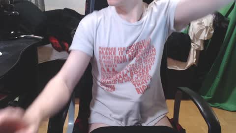 Snapshot of your_secret_johnny chatting on 12-05-24, 12:30 Ben Dover online show from 12-05-24, 12:30