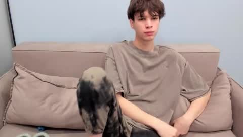 your_shy_guy online show from 11-09-25, 07:06