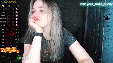 Molly online show from 10-27-25, 02:04