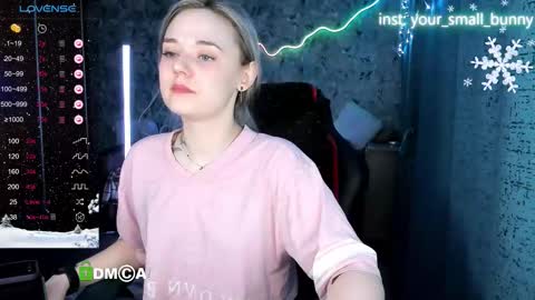 Molly online show from 01-11-26, 02:05