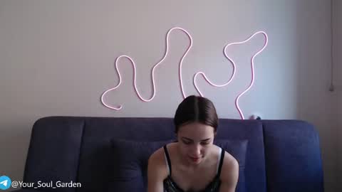 Snapshot of your_soul_garden chatting on 07-14-26, 12:13 Zoe online show from 07-14-26, 12:13