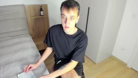 Alex online show from 03-03-25, 03:19