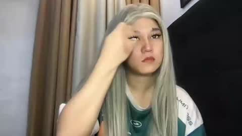 Snapshot of your_sweetmaria chatting on 02-12-25, 08:06 Maria online show from 02-12-25, 08:06