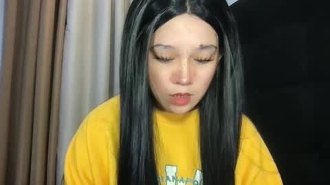 Snapshot of your_sweetmaria chatting on 02-13-25, 11:37 Maria online show from 02-13-25, 11:37