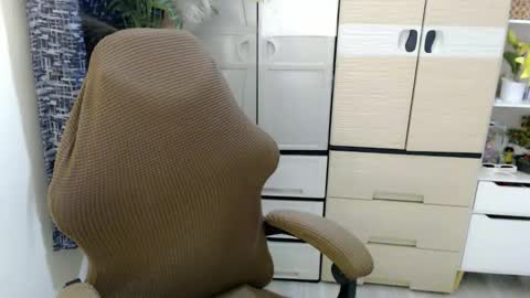 yourasian_eric online show from 02-20-26, 08:09