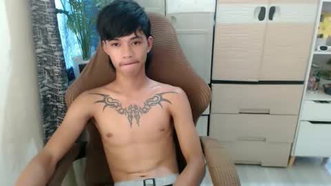 yourasian_eric online show from 04-14-26, 06:52