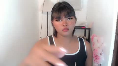 Snapshot of yourasian_kendal chatting on 07-06-26, 05:04 Kendal online show from 07-06-26, 05:04