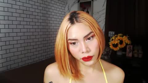 LEXI online show from 10-05-25, 01:37