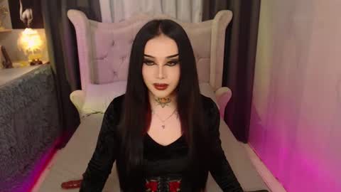 kim online show from 03-10-25, 08:04