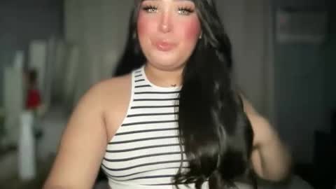 Snapshot of yourasianhotgirlxxx chatting on 11-27-25, 05:31 Ailah online show from 11-27-25, 05:31